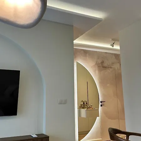 Апартаменты High End Elegant Living & Free Parking София