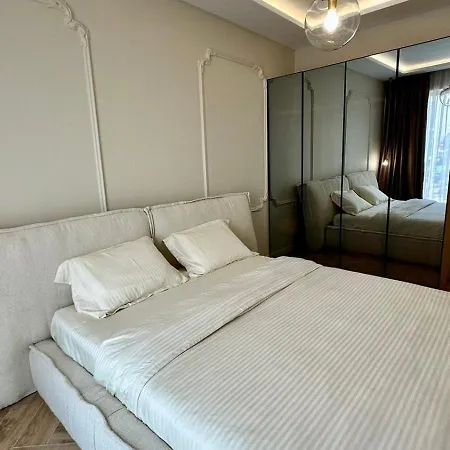 Apartment High End Elegant Living & Free Parking