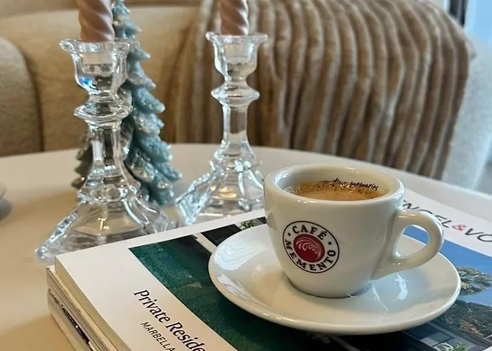 High End Elegant Living & Free Parking